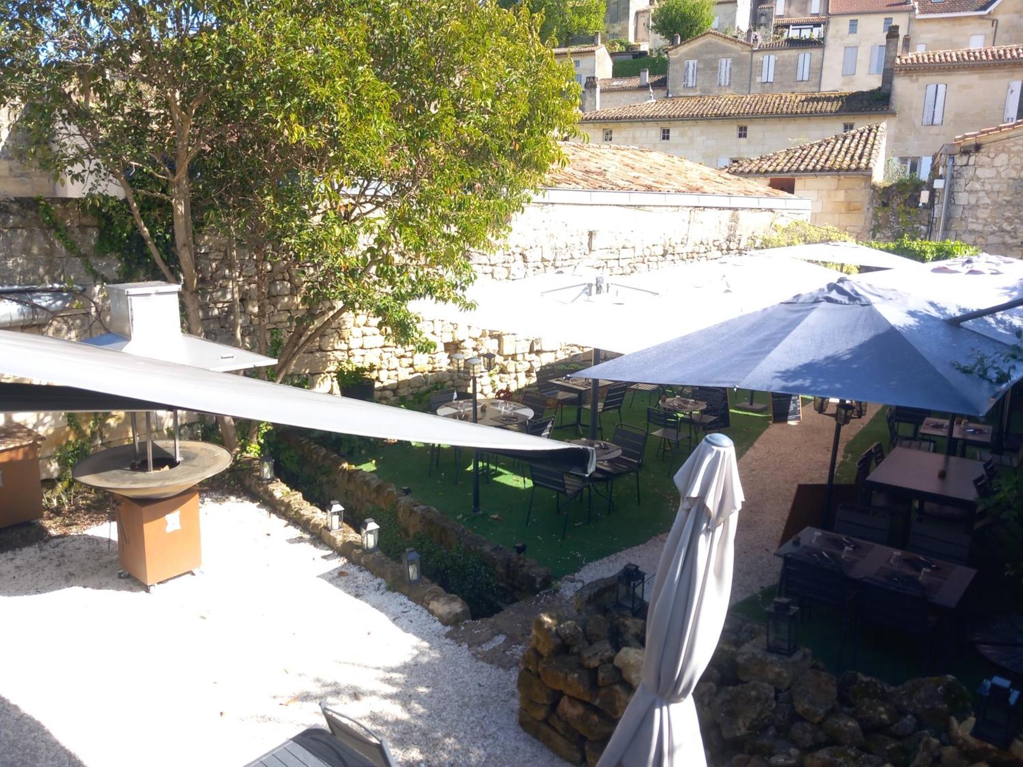 Apartamento Les Logis Des Vignobles Saint Emilion En Duplex N 2 Avec Terrasse Exterior foto