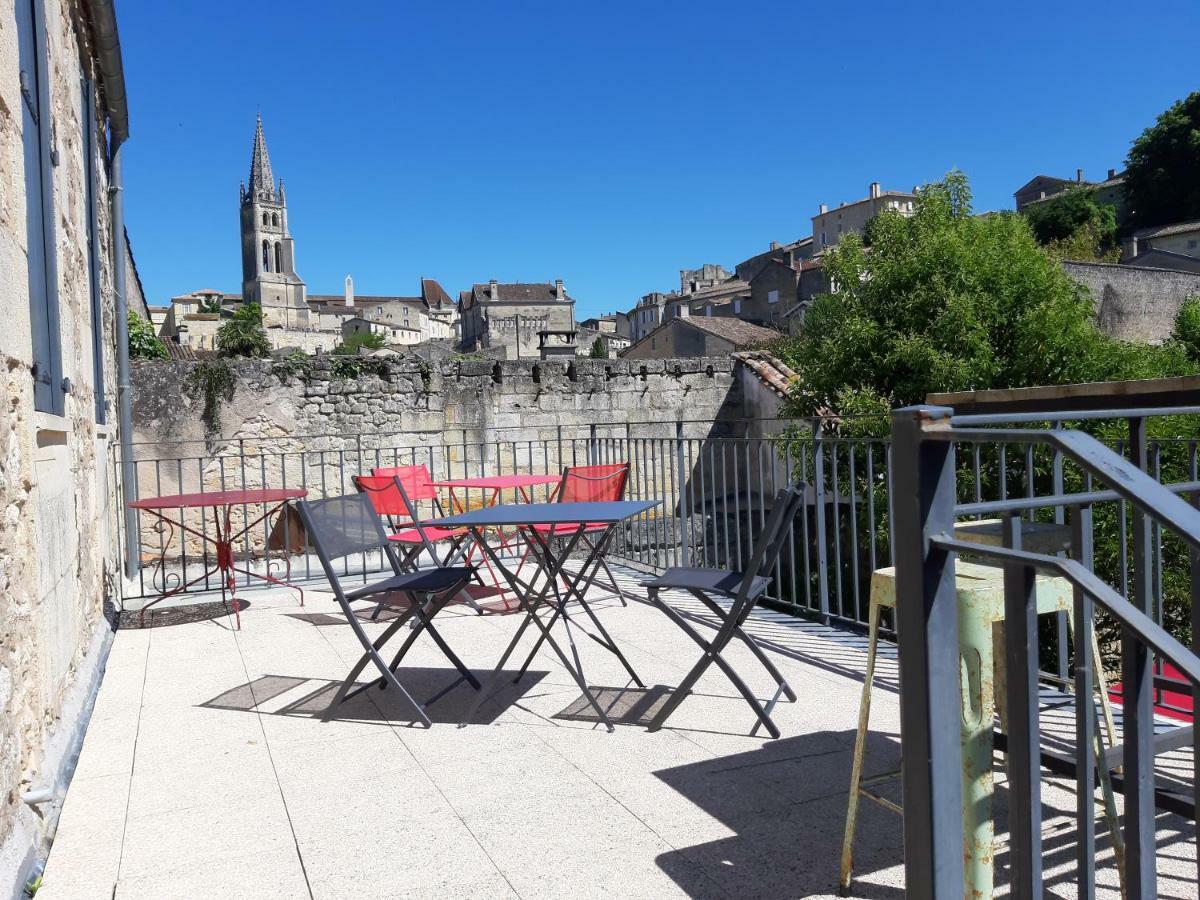 Apartamento Les Logis Des Vignobles Saint Emilion En Duplex N 2 Avec Terrasse Exterior foto